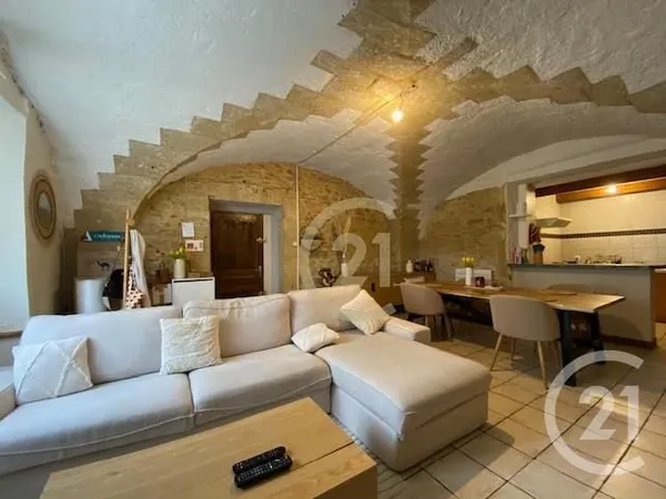 Appartement 2 pièces 64 m²