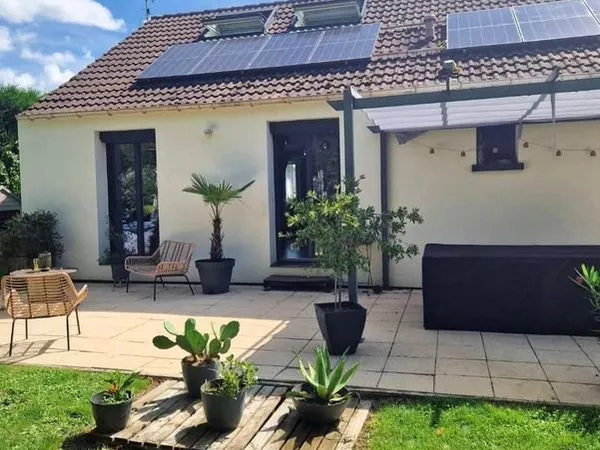 💰A vendre : 🏡Maison de 140m2 sur un terrain de 800m2🏡
