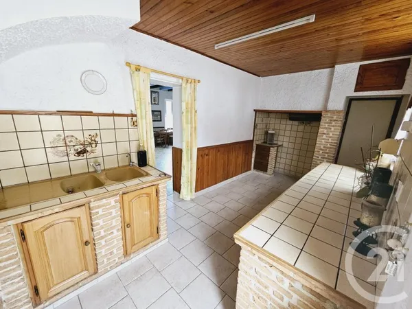 Maison 10 pièces 199 m²