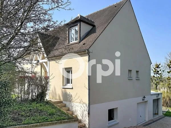 Maison 5 pièces 151 m²