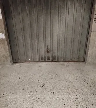 Location Garage box résidence sécurisée, les portes de l'ouest