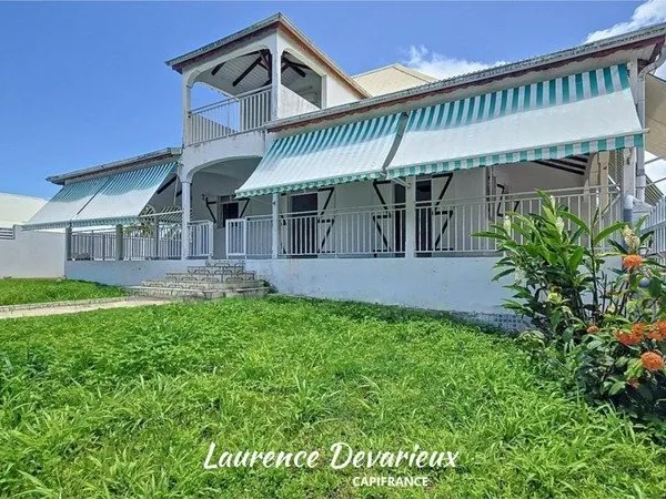 Maison à vendre 5 pièces CAPESTERRE BELLE EAU (971)