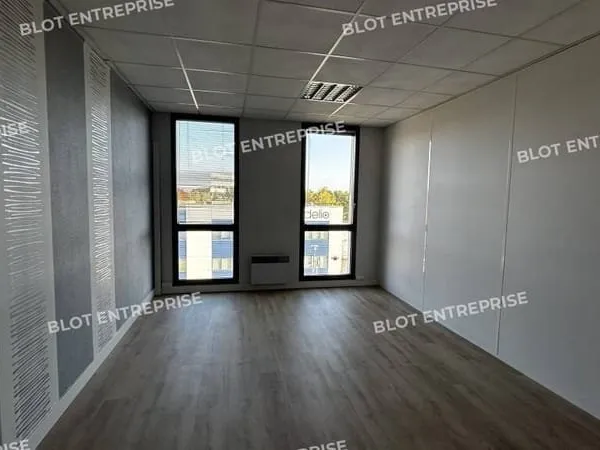 Bureaux 133 m²