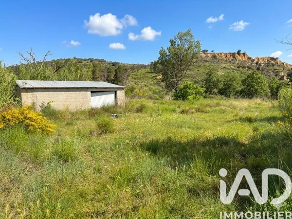 Terrain 312 m²
