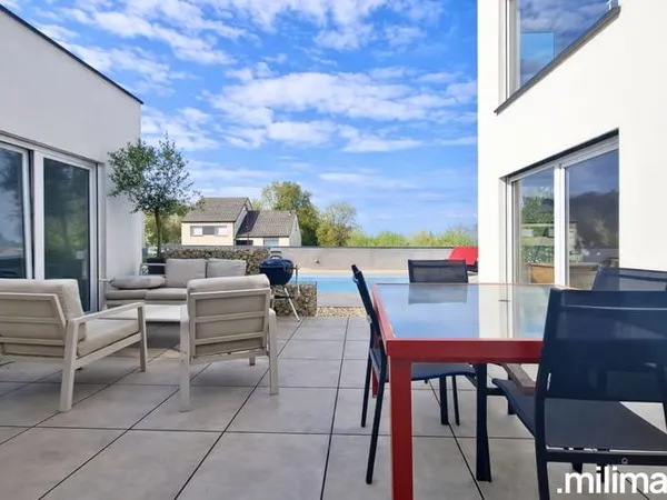 Maison d'architecte 197 m² • 5 chambres • Piscine • Gra