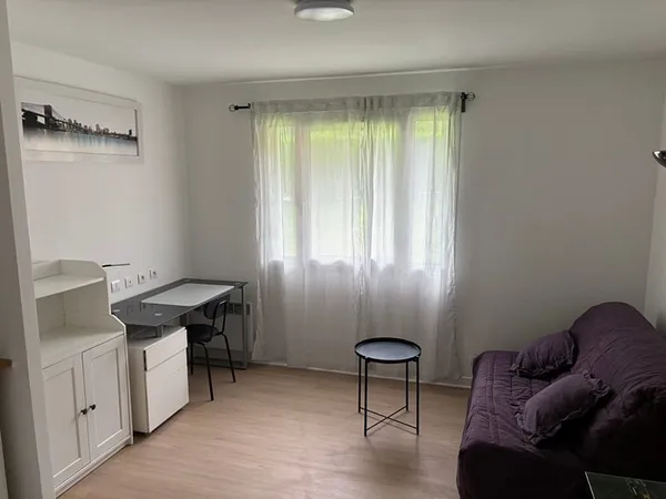 APPARTEMENT STUDIO A VENDRE BREST CROIX ROUGE - LOCATAIRE EN PLACE