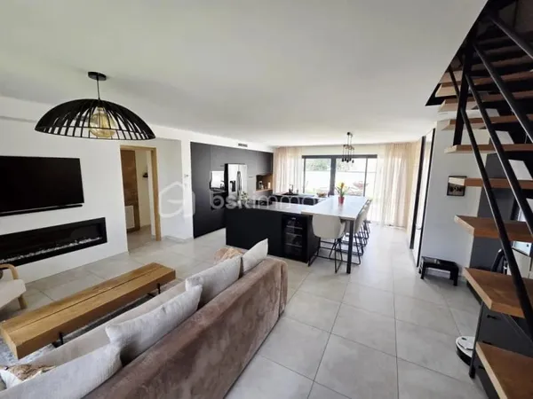 Maison 5 pièces 114 m²