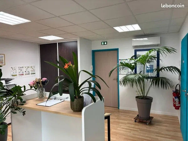 Bureaux 62 m² LES SABLES D OLONNE