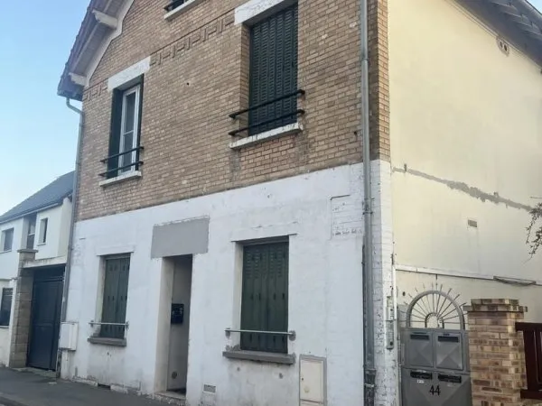 Ensemble immobilier de 127m² à SARTROUVILLE