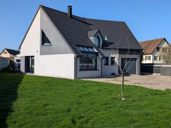 BERNEVAL LE GRAND - MAISON CONTEMPORAINE DE 2019 - BELLES PRESTATIONS - TERRAIN DE 903M2