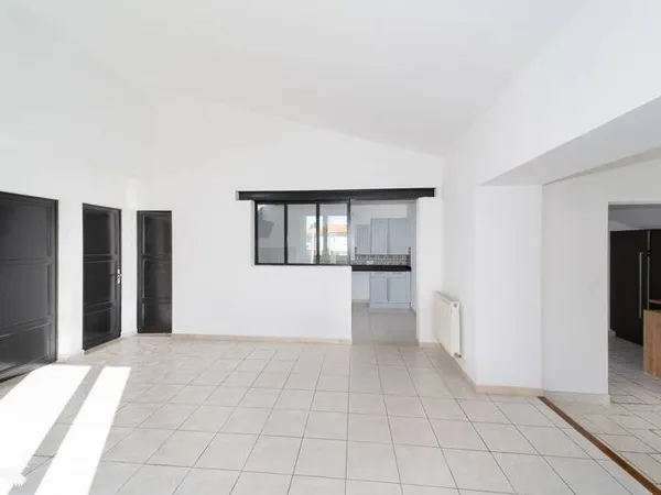 Maison 3 pièces 84 m²