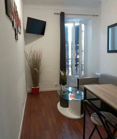 2 appartements libres de toutes occupations, un T1 et un T2