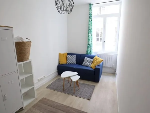 Studio 1 pièce 19 m²