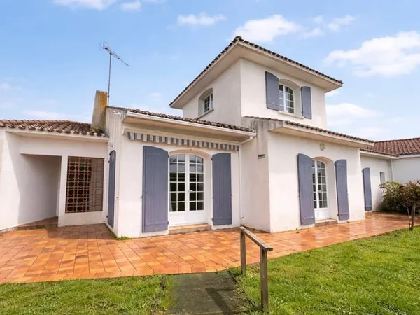 Maison d'architecte 5 chambres avec jardin clos, garage et b