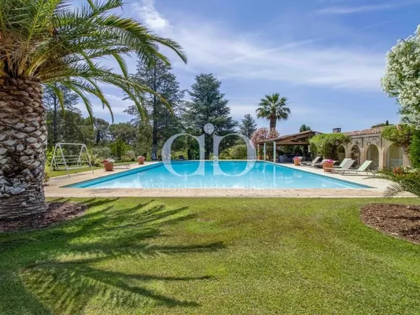LA CIOTAT - LE BAGUIER - RARE REZ DE JARDIN AVEC TERRSSE ET