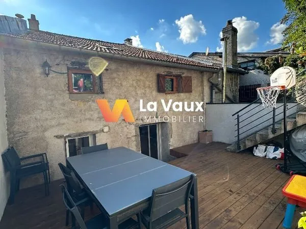 Maison de village 7 pièces 177 m²