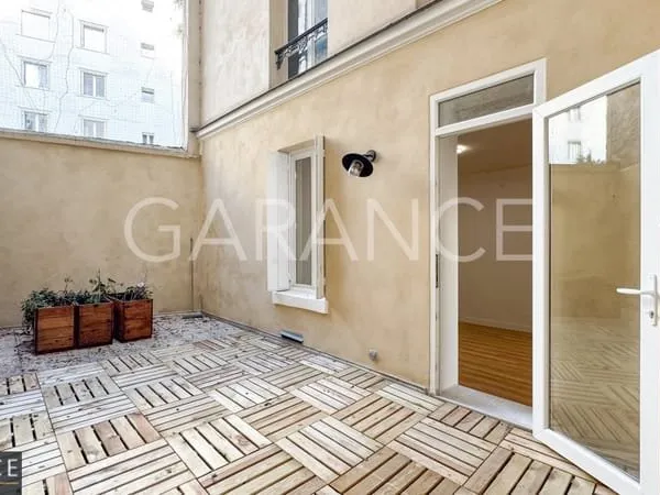 Appartement 1 ou 2 pièces à Paris Bel-Air ou Michel-Bizot