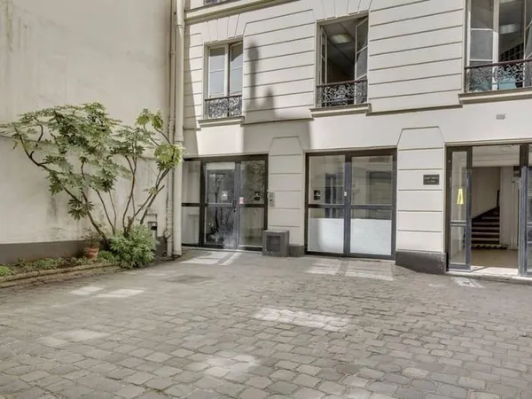 Bureaux 426 m²