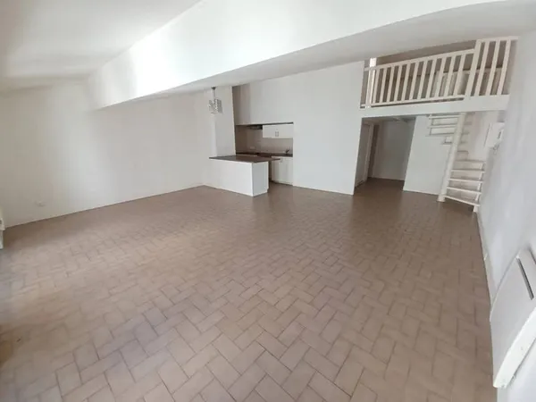 Appartement 4 pièces 81 m²