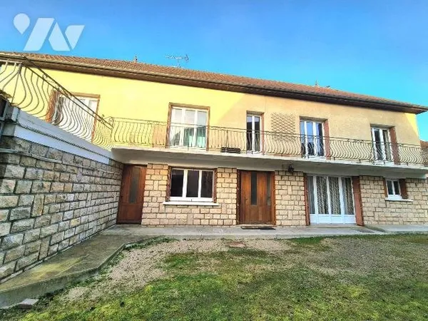 Maison 10 pièces 175 m²