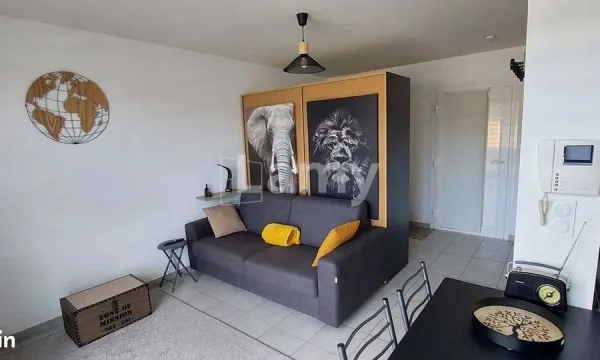 Studio 1 pièce 27 m²