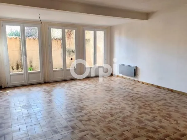 Maison 2 pièces 180 m²