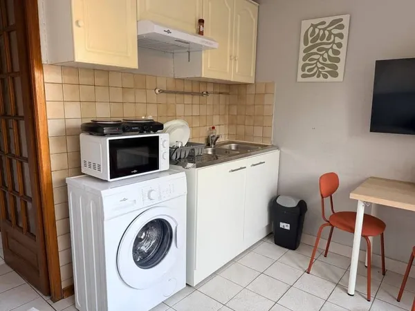 Studio 1 pièce 25 m²