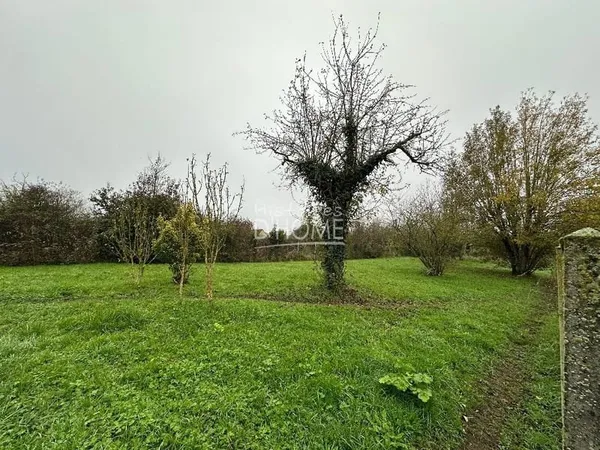Terrain 380 m²