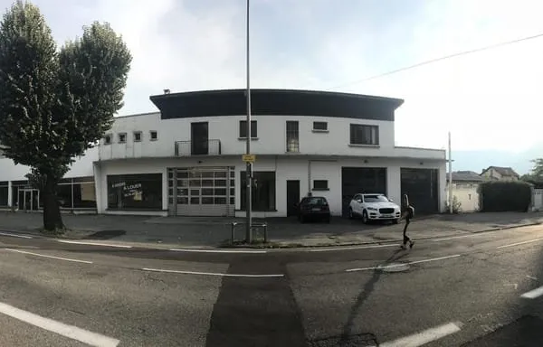 Local commercial