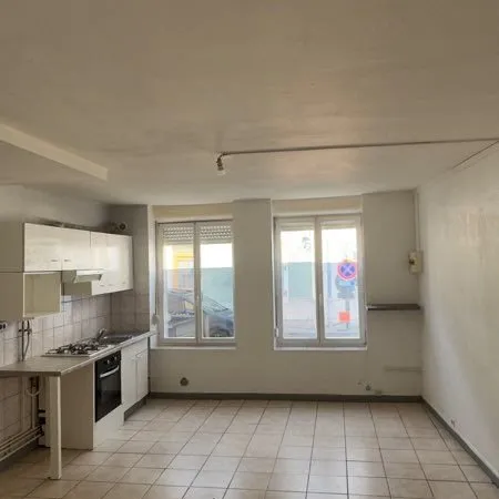 Appartement F2 proche du centre ville