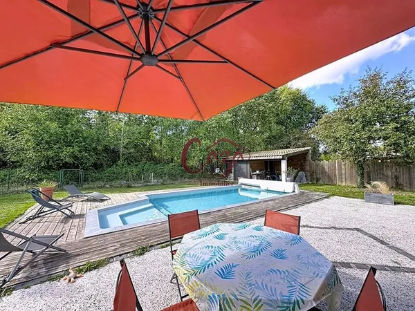 Maison contemporaine de plain-pied 6 pièce(s) 117 m2