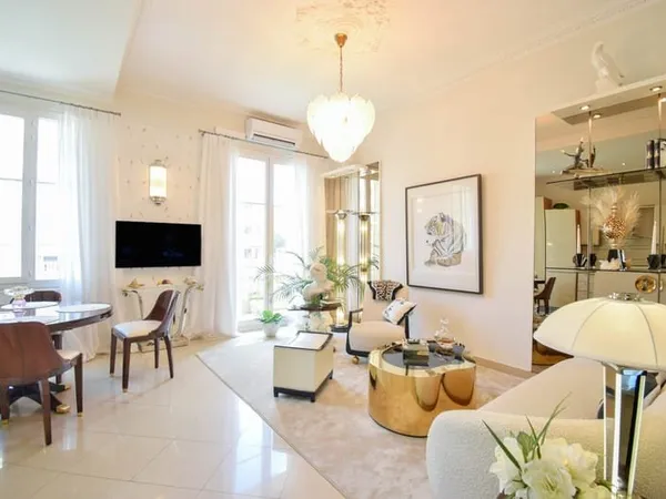 NICE - PROMENADE DES ANGLAIS BAUMETTES CALIFORNIE - 3P 70M2