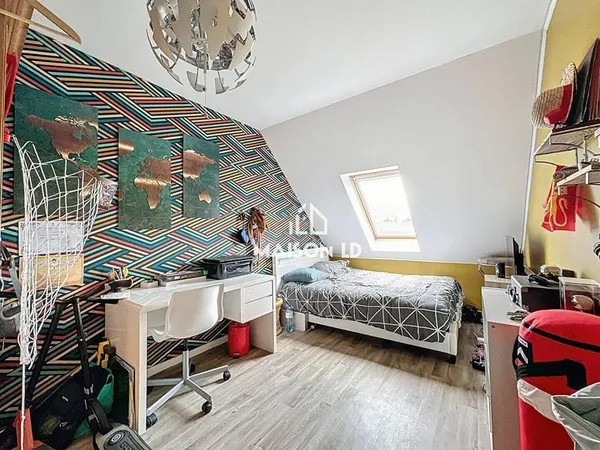 Appartement 5 pièces 9 m²