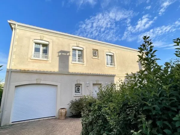 Vends belle maison familiale - 3 chambres - grand jardin