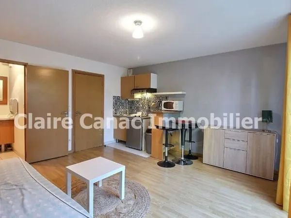 Studio 1 pièce 27 m²