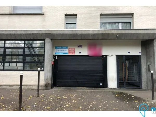 Parking/box 12 m² PARIS 13