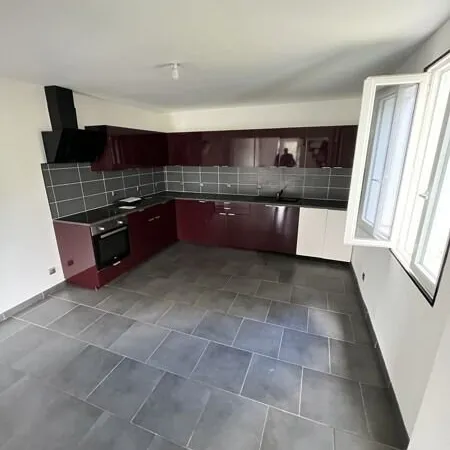 Maison 3 pièces 85 m²