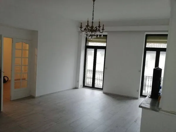 Appartement 2 pièces 73 m²
