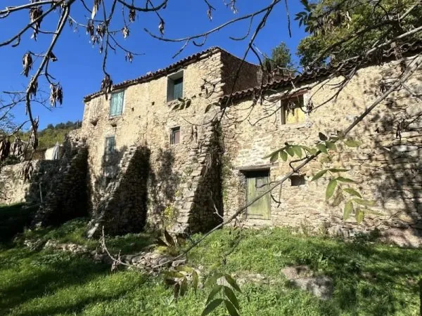 Maison 8 pièces 200 m²