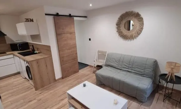 Studio 1 pièce 21 m²