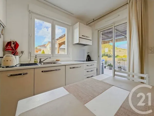 Duplex 3 pièces 49 m²