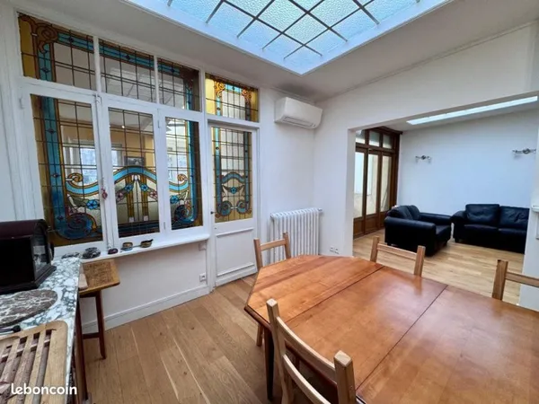 Maison 7 pièces 180 m²