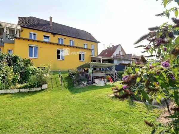 MAISON DANS COPROPRIETE de 186.6 Habitable et 234,65 au sol