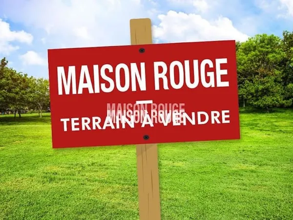Terrain 2700 m²