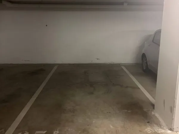 Parking 11 m²