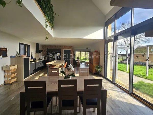 Maison de 6 pièces 181 m2