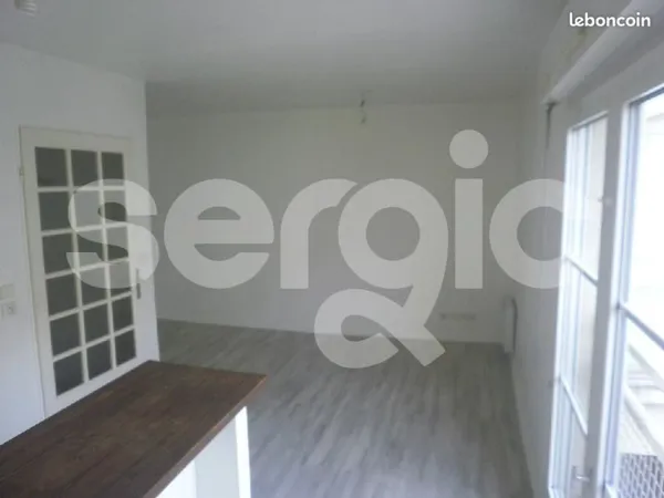 Studio 1 pièce 25 m²