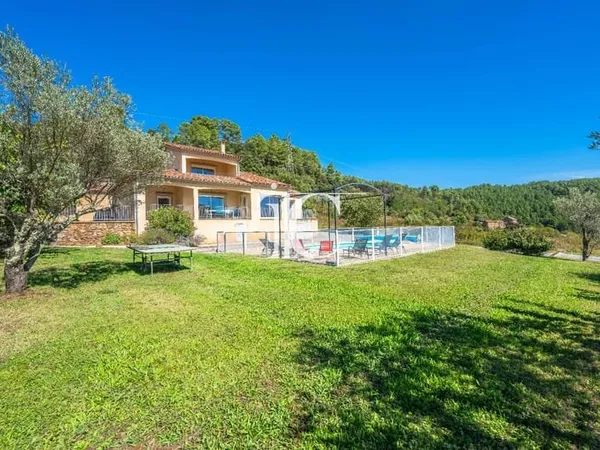 Maison Vente Les Vans 5p 160m² 520000€
