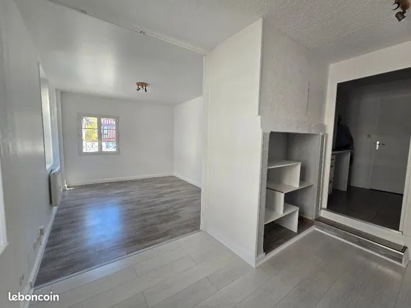 Studio 1 pièce 26 m²