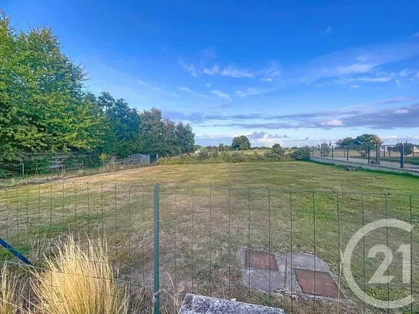 Terrain 550 m²